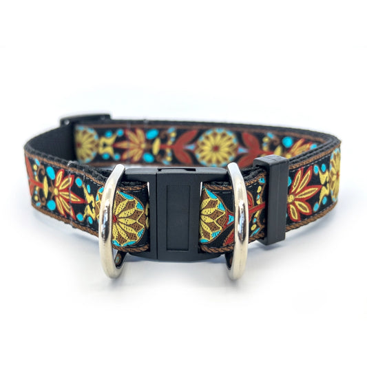 1 inch wide Parisian pattern Diva Dog safety release buckle collar for big and giant dogs with necks between 24 and 32 inches