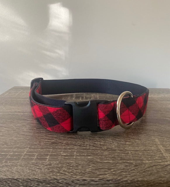 Red buffalo plaid collar for large and giant breed dogs.