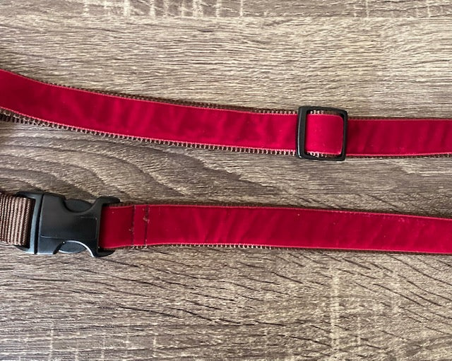 Close up view of velvet easy-on Mimi Green dog harness for large and giant dogs with a 35 inch to 42 inch girth